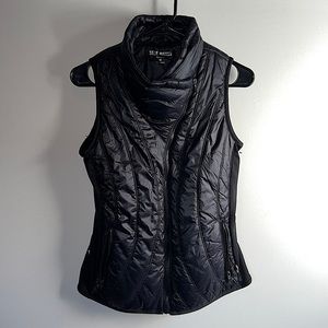 FREE SOCKS INCLUDED XS Steve Madden Puffer Puff Vest